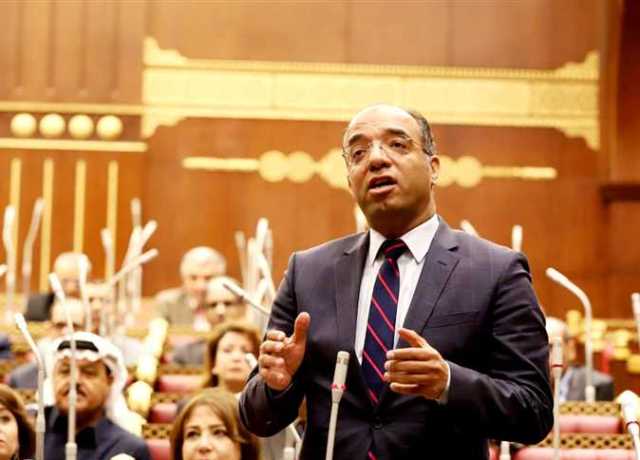 صحة الشيوخ: وضع استراتيجية متكاملة لدعم وتدريب كوادر الرعاية الصحية يؤدي لرفع كفاءة الخدمه