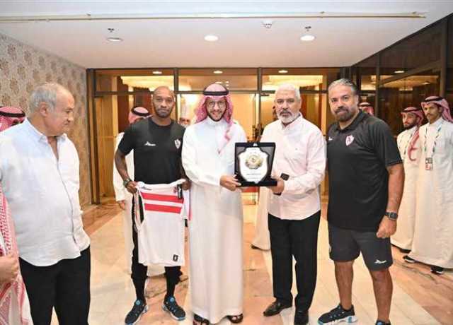 محافظ الطائف يزور بعثة الزمالك