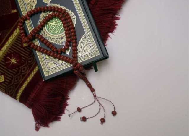ردده الآن.. دعاء يوم الجمعة المستجاب للرزق ( اغتنم ساعة الإستجابة)