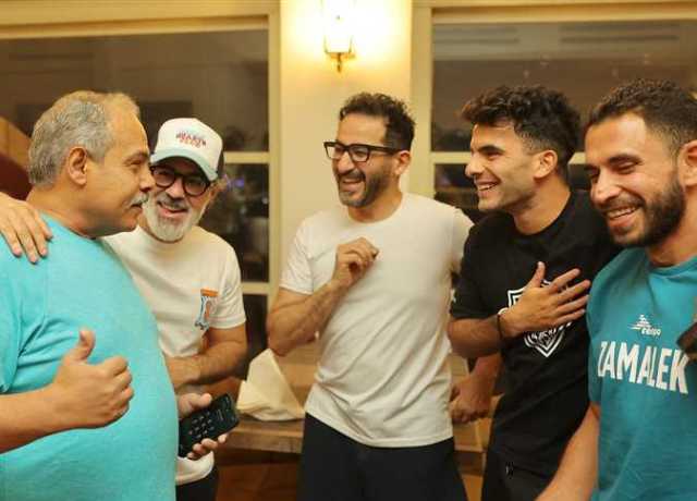أحمد حلمي يلتقي ببعثة الزمالك في السعودية (صور)