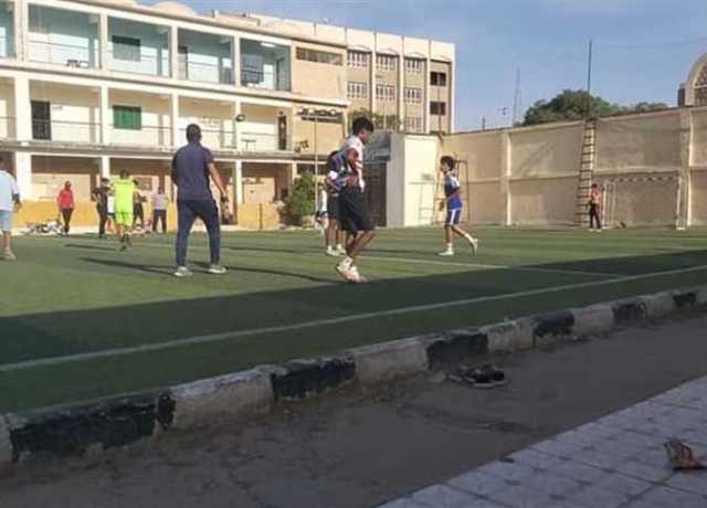 وفد من «الشباب والرياضة» يتابع دوري الأحياء ويتفقد عدة مشروعات بأسوان