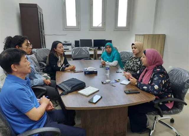 جامعة بني سويف التكنولوجية تستقبل متطوعين كوريين لتعليم اللغة الكورية