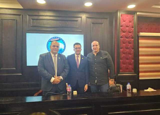إسلام مراد: طرح فكره عمل نموذج محاكاة للمجالس المحلية للشباب فرز لكوادر متميزة