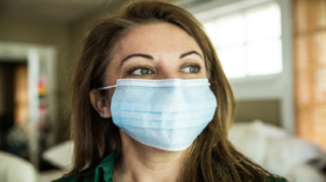 ميزة مشتركة تجمع الأشخاص الذين لا يصابون بأعراض 'كوفيد'!