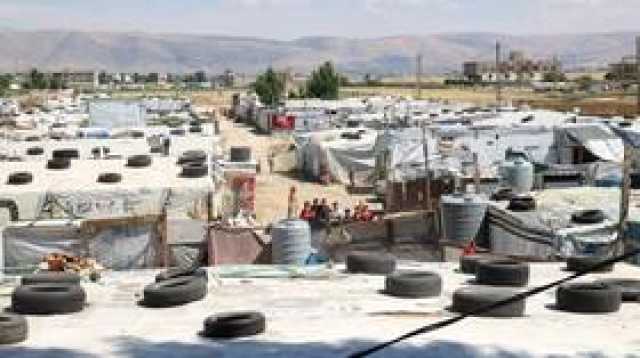 حريق يلتهم مخيما للنازحين السوريين في لبنان (فيديو)