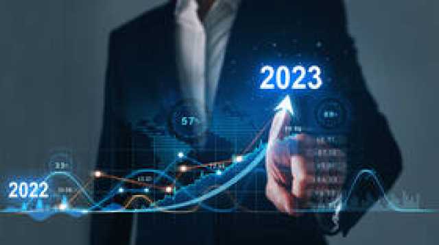 خبيرة مصرية تبرز الآثار الكارثية لرفع الفيدرالي الأمريكي سعر الفائدة على الاقتصادات الناشئة