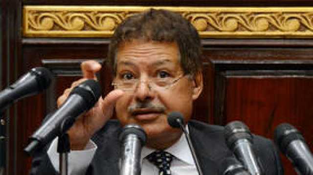 شقيقة العالم المصري أحمد زويل ترد على 'إهانته'