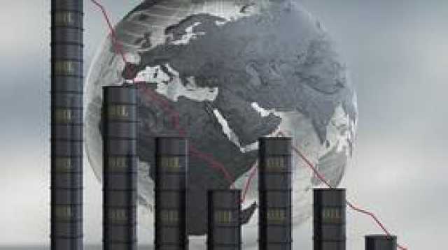 انخفاض أسعار النفط قبل صدور بيانات أمريكية