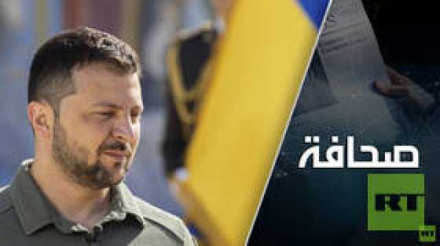 بالغ في لعب دوره كممثل