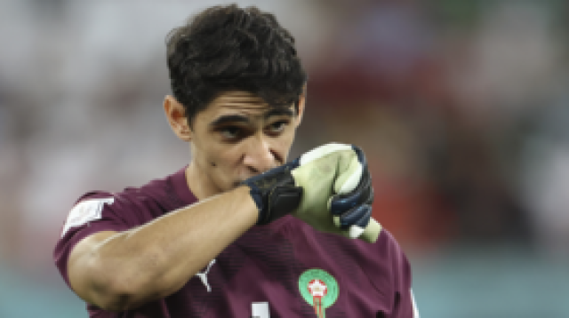 ياسين بونو يكشف سبب انهيار صفقة انتقاله لريال مدريد