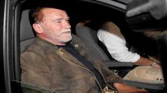 ألمانيا تغرم الممثل أرنولد شوارزنيجر 35 ألف يورو لنقله ساعة باهظة الثمن دون التصريح عنها