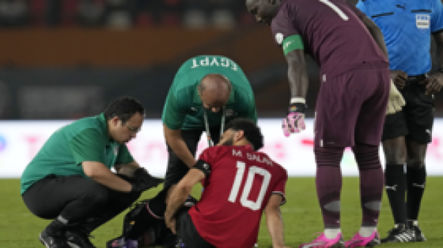 'التشخيص خاطئ'.. مفاجأة مدوية بشأن إصابة صلاح ومغادرته لمنتخب مصر