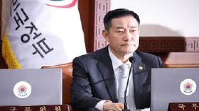 وزير الدفاع الكوري الجنوبي يدعو إلى 'تدريبات واقعية' تحسبا لأي غزو من الجارة الشمالية