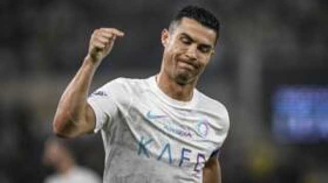 رونالدو يشعل مواقع التواصل بتعليق ساخر من فوز الهلال على الرياض (صورة)
