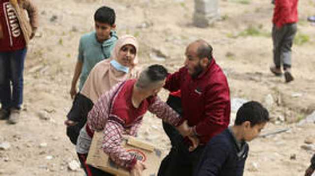 مقتل 5 أشخاص خلال فوضى تخللت توزيع مساعدات في غزة