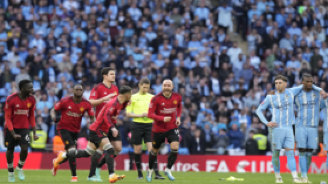 ركلات الترجيح تنقذ مانشستر يونايتد من انتفاضة كوفنتري وتؤهله إلى نهائي كأس إنجلترا