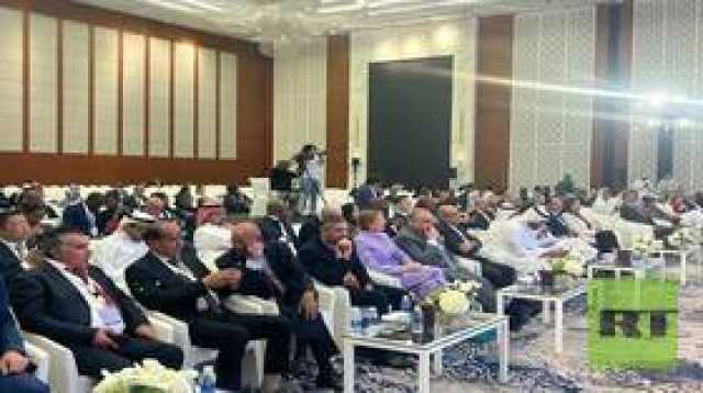 وفد 'مجلس الأعمال الروسي - العربي' في منتدى الاستثمار العالمي في البحرين