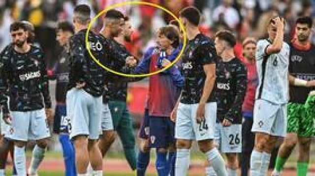 مشهد رائع.. رد فعل مودريتش لحظة رؤيته لرونالدو بعد المباراة (فيديو)