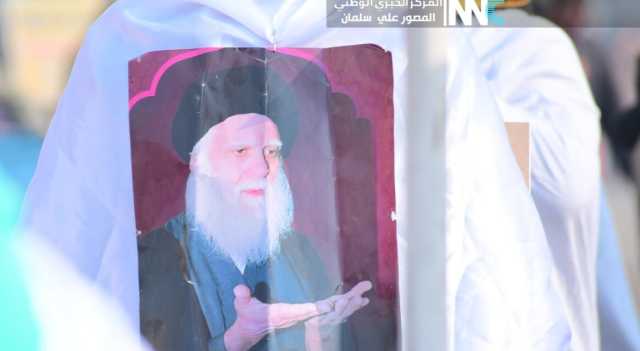 بالفيديو.. أبناء التيار الصدري يتوافدون في ساعات الصباح الاولى لإقامة الصلاة الموحدة