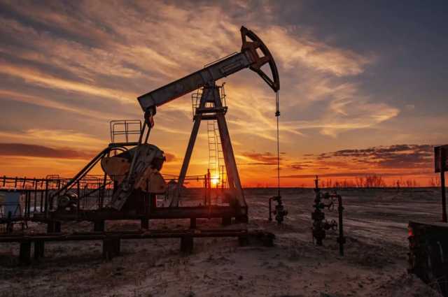 أسعار النفط تنهي الأسبوع الأول من العام الجديد على ارتفاع
