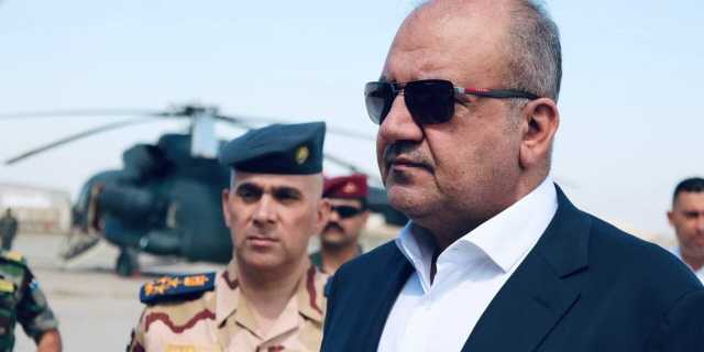وزير الدفاع يأمر بحذف صفحات ممولة من القادة والضباط ومنع تسريب الوثائق