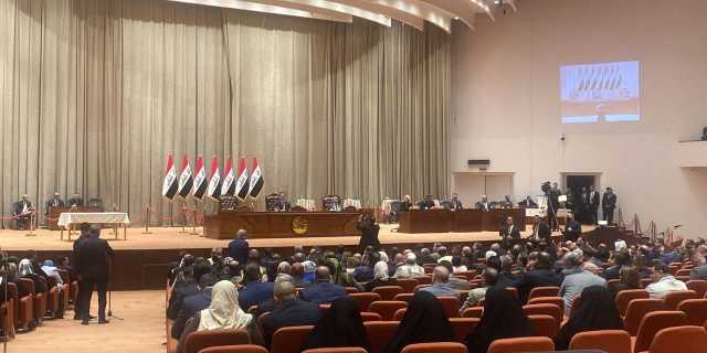 انتهاء الجولة الأولى لانتخاب رئيس البرلمان والشروع بفرز الأصوات