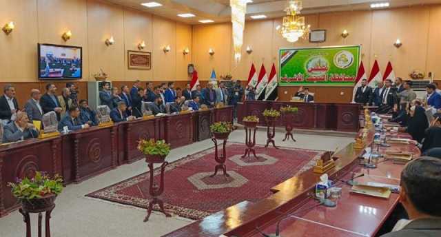 مجلس محافظة النجف ينتخب حسين العيساوي رئيسا له وغيث شبع نائبا له