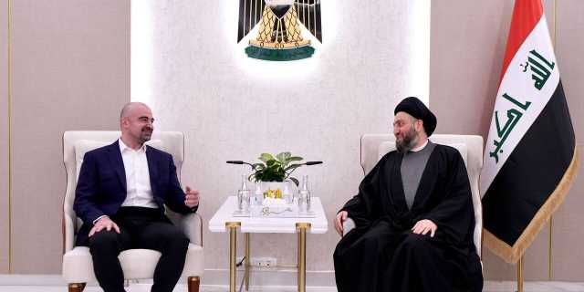 الحكيم وطالباني يؤكدان ضرورة الحفاظ على الاستقرار السياسي وتقريب وجهات النظر بين بغداد واربيل