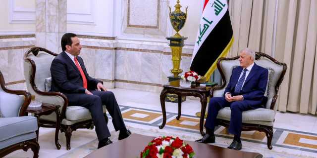 رئيس الجمهورية يؤكد ضرورة متابعة ملفات الفساد والعمل للحد من هدر المال