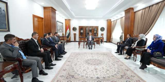 القاضي زيدان يبحث مع اعضاء مجلس محافظة نينوى أهمية العمل المشترك