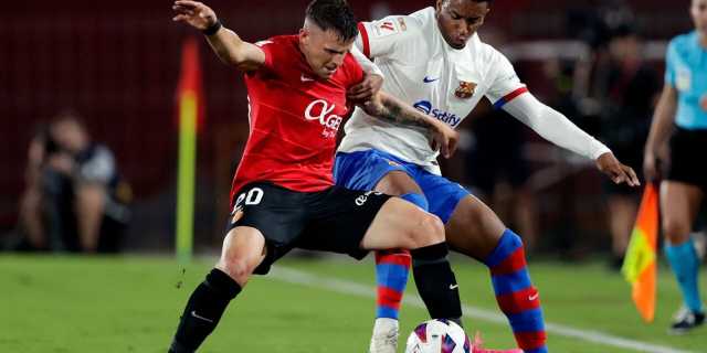 الدوري الاسباني.. برشلونة يرفض هدية الريال ويسقط ضد مايوركا