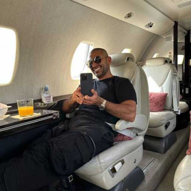 أحمد سعد يسخر من اتهامه بتقليد محمد رمضان