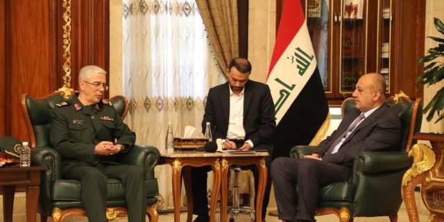 العراق وايران يبحثان تطوير العلاقات العسكرية بين البلدين