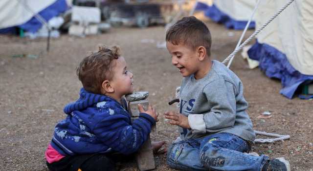 تصاعد المأساة في غزة: مقتل أو إصابة 100 طفل يوميًا