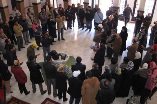بعد فتح باب الحوار.. تعليق إضرابات الجماعات المحلية