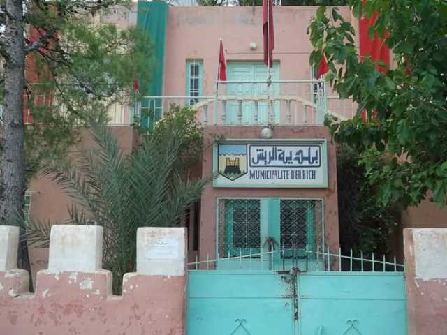 الريش مقبرة الرؤساء.. عزوف المنتخبين عن الترشح لمنصب الرئيس
