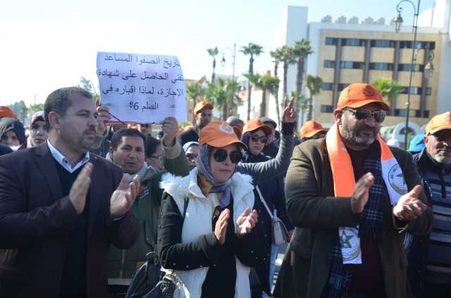 فهم تسطى.. نقابة البيجيدي لي دعمات بنكيران في التعاقد تطلب اليوم إلغائه