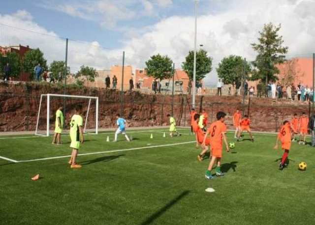 سماسرة ملاعب القرب يثيرون استياء المراكشيين