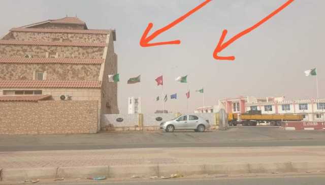الجزائر تفشل في تأمين معبر تندوف الزويرات من قطاع الطرق