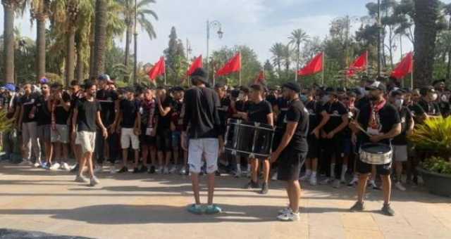 برلماني يستعطف والي مراكش للسماح لجمهور الكوكب بالسفر إلى الجديدة