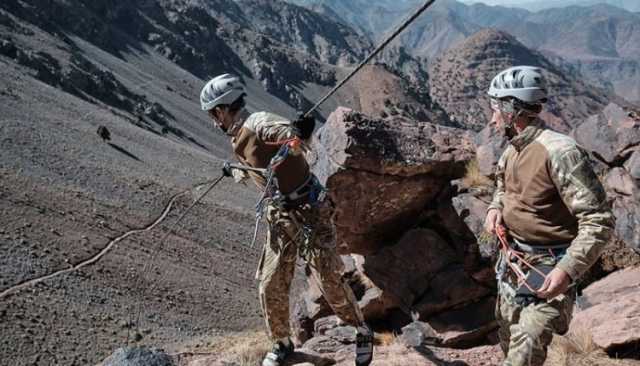 الجيش يستعين بالقوات الخاصة للوصول إلى المناطق المقطوعة التي لم تصل إليها فرق الإنقاذ