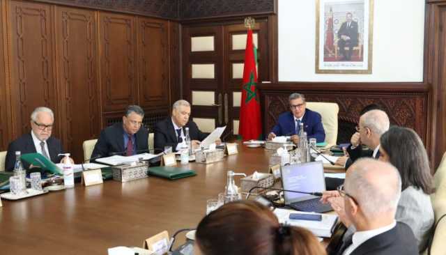 رئيس الحكومة: تنظيم المونديال خبر سعيد زفه جلالة الملك للشعب المغربي