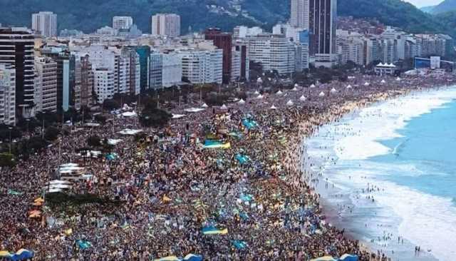 جماهير بوكا جونيورز الأرجنتيني تزحف على ريو دي جانيرو استعداداً لنهائي ليبرتادوريس