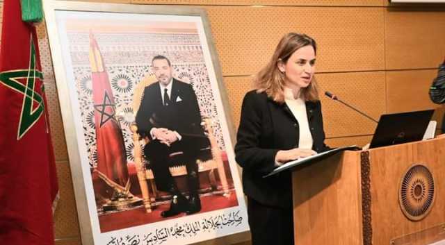 على سلامة الوزيرة مزور رجعات من عطلة الزواج