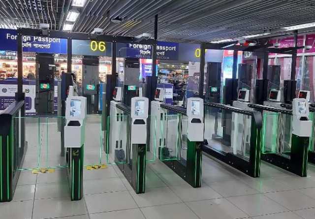 مطار طنجة يتعزز ببوابات إلكترونية