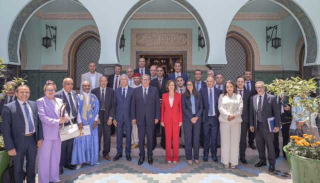 رئيس الحكومة يترأس الإجتماع الأول للمجلس الوطني للصناعة التقليدية