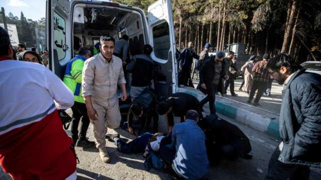 تنظيم الدولة الإسلامية يعلن مسؤوليته عن تفجيرين أسفرا عن مقتل نحو 100 شخص جنوب إيران