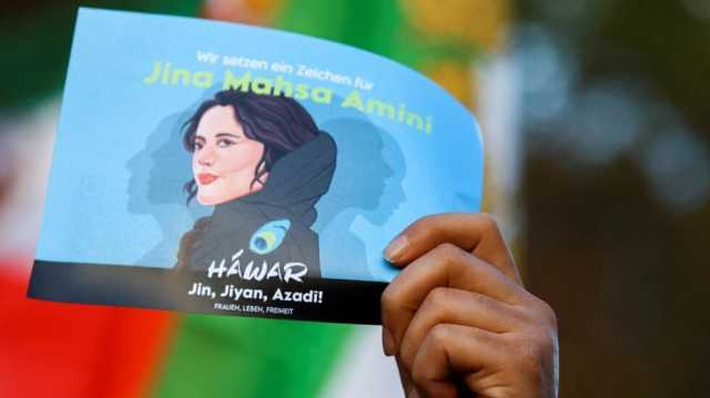 مرور عام على وفاة مهسا أميني: النظام هو الذي أصبح يشعر بالخوف وليس الشعب