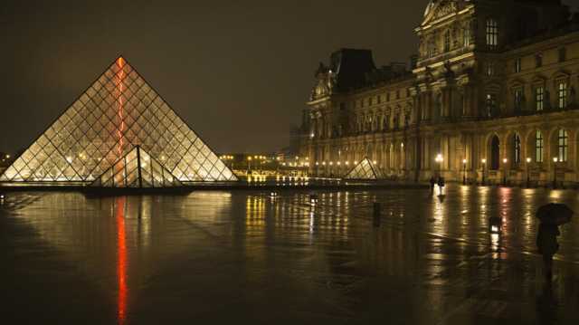 متحف اللوفر يرفع من رسوم تذاكره وزيادات أخرى مرتقبة في باريس جراء الأولمبياد المقبلة