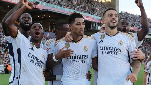 المخضرم بيلينغهام يسجل ثنائية ويهدي الكلاسيكو والصدارة لريال مدريد